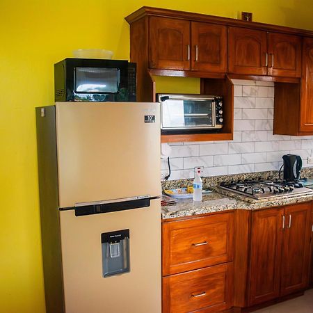 Cozy Modern Upstairs 2 Bed A/C Apt Near 2 Everything Сент-Филип Экстерьер фото