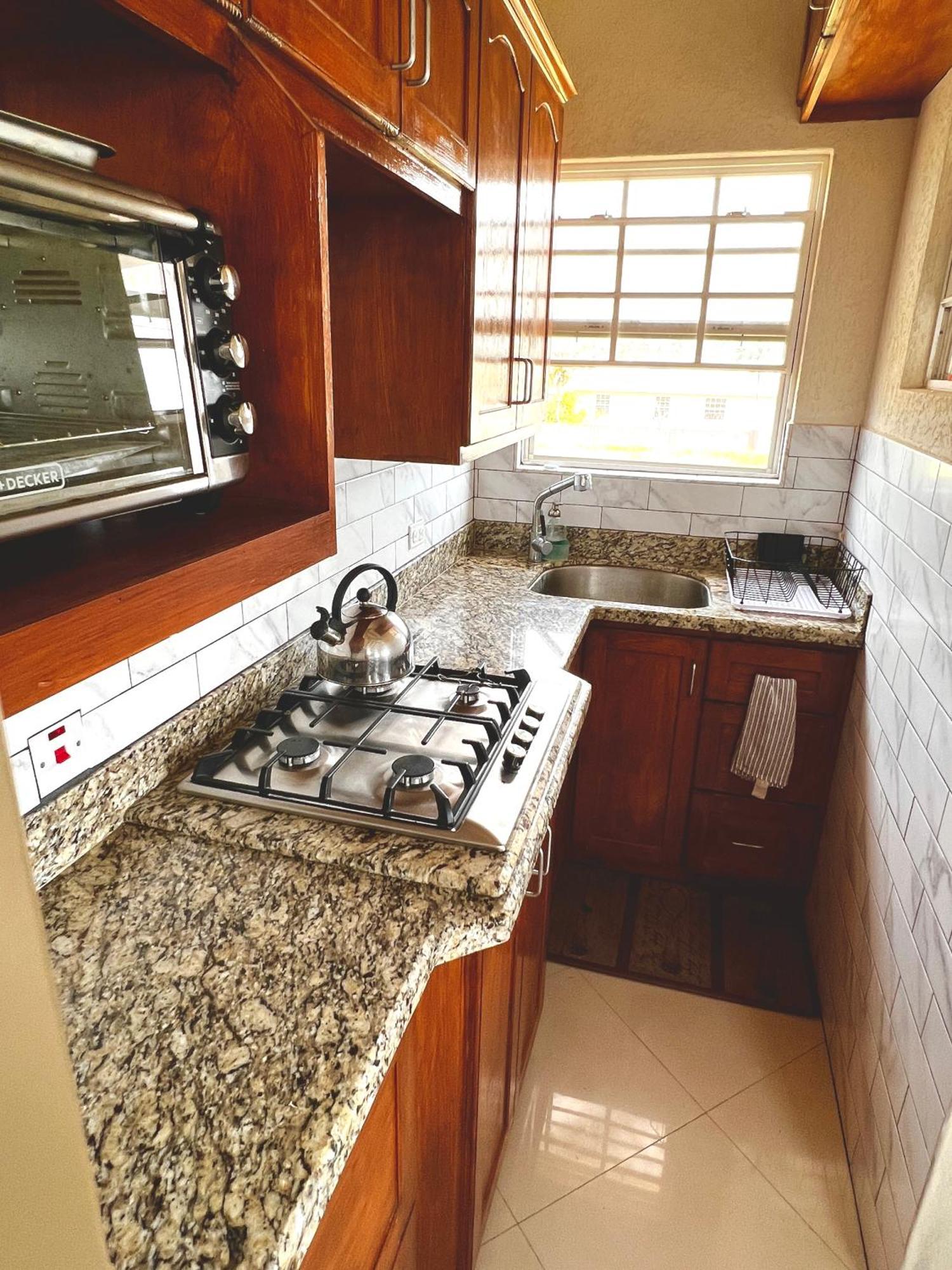 Cozy Modern Upstairs 2 Bed A/C Apt Near 2 Everything Сент-Филип Экстерьер фото